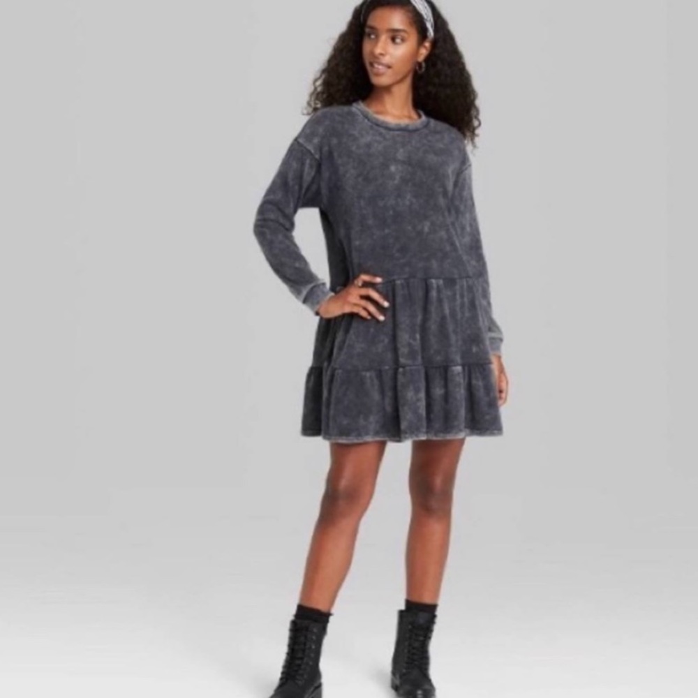 Wild fable • mineral wash tiered long sleeve dress
